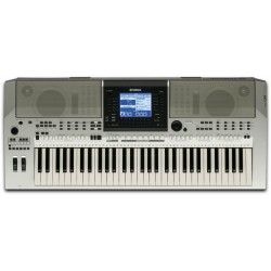 YAMAHA PSR-S700