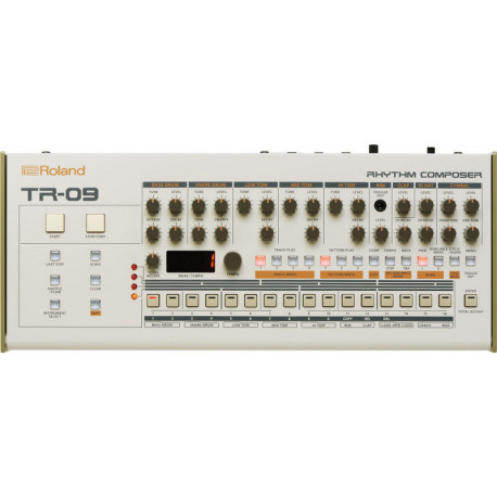 ROLAND TR09